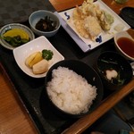 活魚料理　魚専 - 天ぷら定食１０００円