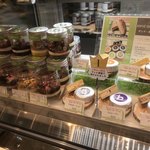 ベイユヴェール - ショーケース