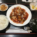 中華料理 尚徳楼 - 酢豚定食