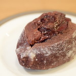BOUL'ANGE - パン・オ・カカオ・ショコラ プチ@180円