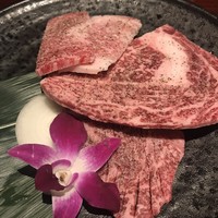 叙々苑 燦々亭 池袋南口ビックリガード店 - 