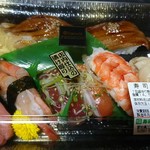 Sushi Goten - 寿司屋の海鮮握り(1707円)