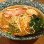 麺屋一燈 - 芳醇醤油ラーメン？