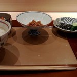 寿司と日本料理 銀座 一 - 食事