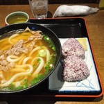 へんこつうどん真備 - 肉うどん+おにぎり