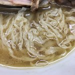 中華そば よしかわ - 平打ちのピロピロ自家製麺（丸広上尾店「全国うまいものと有名駅弁の市」）