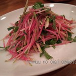 玩味 - 紅芯大根のサラダ