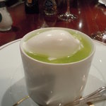 ル・コントワール・デュ・グー - ﾊﾟﾝﾅｺｯﾀ・メロンスープ・ミルクのｱｲｽｸﾘｰﾑの３層構造