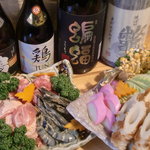 Tori Jun - 王道の塩鍋や、鶏すき、女性に人気の薬膳鍋など（要予約）