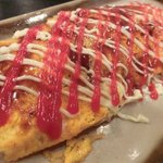 おうさか苑 - 「とん平焼」：ジューシーな豚肉をふんわりと玉子が包んで、食べ応え有り！