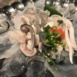 稲城 ヨロシク寿司 - 天然フグ