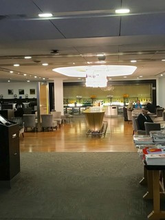 Galleries Club lounge Zone F - 