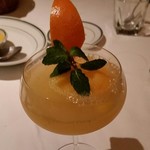 ウルフギャング・ステーキハウス - フルーツシャンパンカクテル