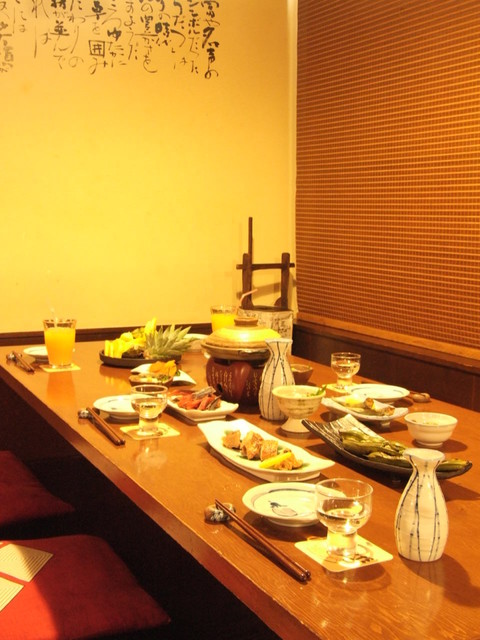 座席 : 炉端焼 うだつ - 桜木町/ろばた焼き | 食べログ