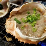 磯丸水産 - 蟹味噌甲羅焼き