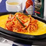 THE BUND - 当店イチオシ！「鉄板ナポリタン」