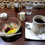 南青山エッセンス - カエルのコラーゲンと白キクラゲの香港風スープデザート、コーヒー