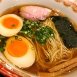 自然派ラーメン 神楽 - 比内鶏の鶏出し醤油らーめん