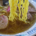 ドライブイン田村 - しおラーメンの麺