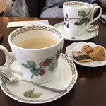 アトリウムラウンジ