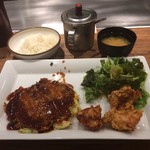 Okonomiyaki Teppanyaki Oosaka Messekuma - おこから定食