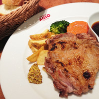 マーケットレストラン AGIO ルミネ横浜店 - セットだとお値段1940円（税別）。サラダorスープ、パンorライス、とドリンク付き。