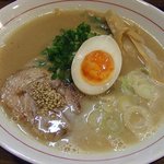 あごばんらーめん - 