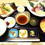 海鮮処 とも吉 - 