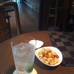 ANNIE HALL BAR - 