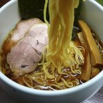 麺肴 よしず - 醤油麺あっさりの麺