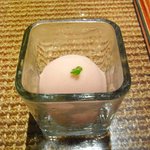 美食 米門 - 薔薇のアイス