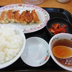 餃子の王将 - 餃子定食登場