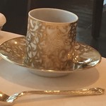 レストラン シャンボール(リーガロイヤルホテル大阪) - ゴージャスな食器＾＾♪