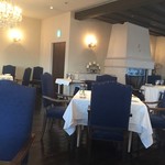 レストラン シャンボール(リーガロイヤルホテル大阪) - 広々とした 『ブルー』を基調とした 店内＾＾❤️ロイヤルブルー… ♪＾＾❤️