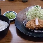 平田牧場 とん七 - 金華豚サービスロースかつ膳