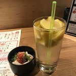 Hakata Nikumakiyasai Kushito Umakasake Chikappa - まるごとレモンサワーとお通し