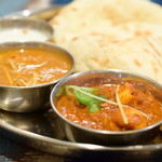 まじゅばんカレー - 【ランチ Bセット@税込1,000円】[手前]日替わり：エッグキーマカレー