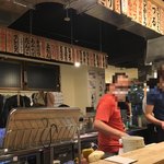 もつ焼き ひろや - 店内