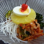 Yakiniku En - ビビンメン　￥1050　甘辛のタレが、こしのある麺と相性抜群です。