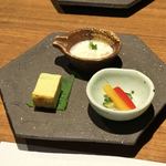 土香る - 2日目のお通し。