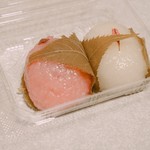 口福堂 - 桜餅こしあん、桜餅白あん
各162円