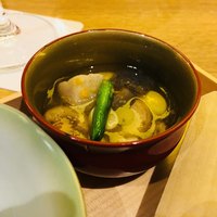 上越やすだ  銀座二丁目店 - ボリュームたっぷりのお通し。甘酒の炭酸割りはかなりいけた。