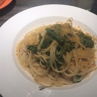 grigio la tavola - 