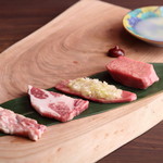 h YAKINIKU 37West St - 