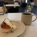 月と群青と珈琲と - 