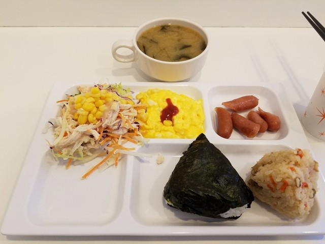 和歌山駅至近 無料朝食なのにこんなに充実 お喋り3人組 ズッコケ 秋の和歌山旅 By ｙｒ コンフォートホテル和歌山 和歌山 その他 食べログ