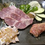 Yakiniku Sakaba Niku No Suke To-Kyo- - たまに行くならこんな店は、熊本・天草でレジェンドな焼肉店「たなか畜産」の東京版とも言える、「たなか畜産　東十条店」です。
                        