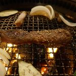 焼肉酒場 肉ノ助 トーキョー - _1370264
      続いてはドーンと大きな「中落ち」を焼いていきますが