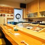 Sushi Hanazakura - 店内（カウンター席）