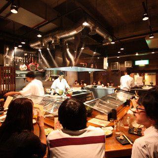 お早めのご来店が吉◎席が空いている事が多く、スムーズにご案内